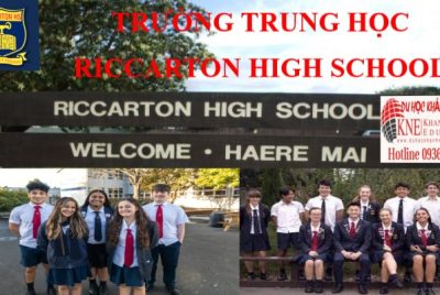 Trường trung học Riccarton High School là trường trung học đồng giáo